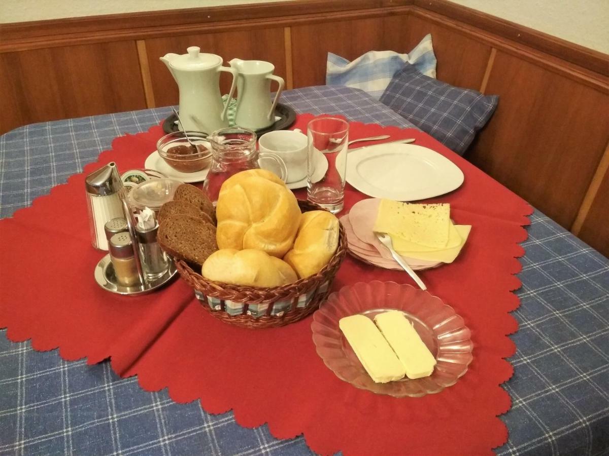 Gaestehaus Blonbauer Apartment Schladming Bagian luar foto