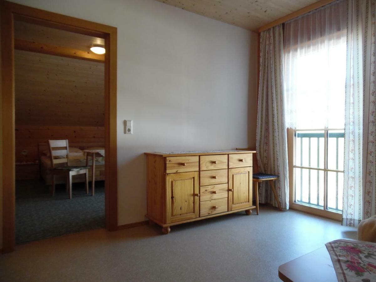 Gaestehaus Blonbauer Apartment Schladming Bagian luar foto